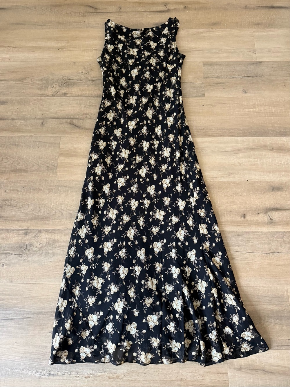 Vintage 90s Ralph Lauren Black Floral Silk Open Back Maxi Dress - US 10 - Picture 3 of 6